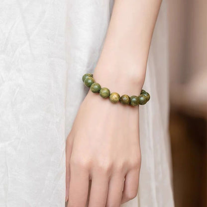 Exquisite Handcrafted Green Sandalwood Bracelet