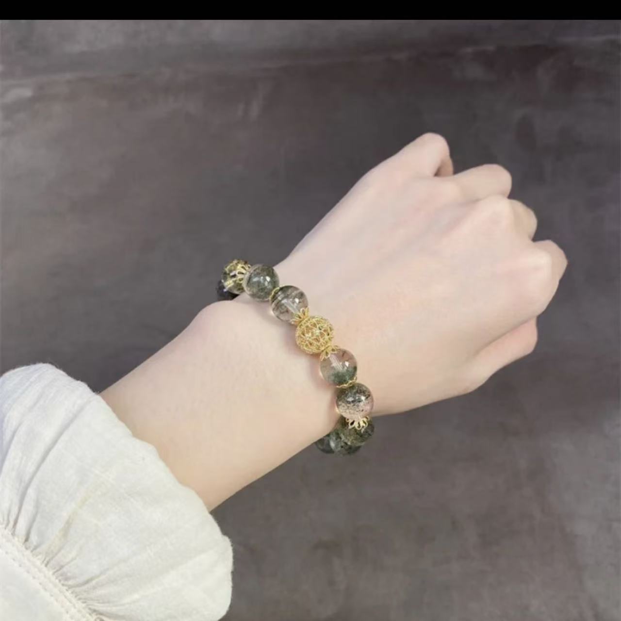 Green Ghost Crystal Bracelet, Bouquet Bracelet, Quartzite Natural Stone, Minimalist Luxury Design for Women, Gentle and Elegant.