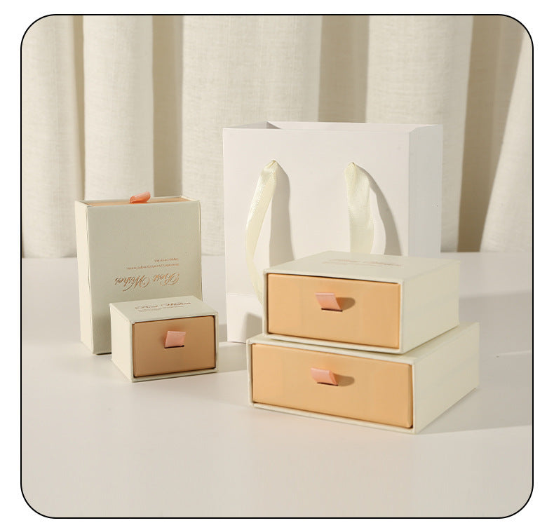 Green Ghost Crystal Bracelet, Bouquet Bracelet, Quartzite Natural Stone, Minimalist Luxury Design for Women, Gentle and Elegant.